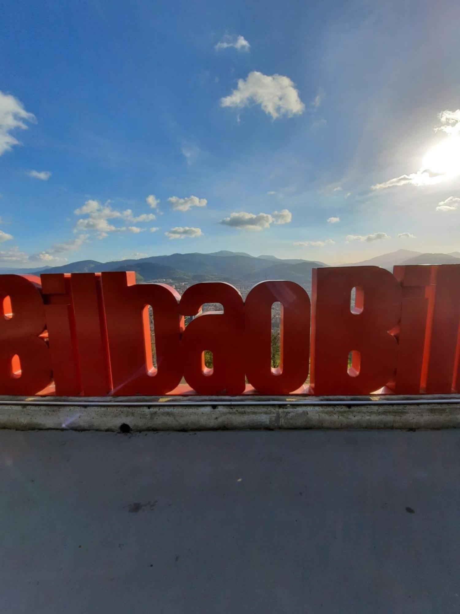 Bilbao, A Un Paso.アパートメント エクステリア 写真